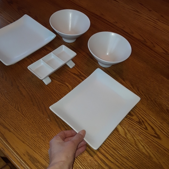 Japanese sushi set seating for two - Picture 6 of 13